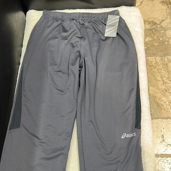 ASICS Men's Sweatpants - Picture 3 of 9